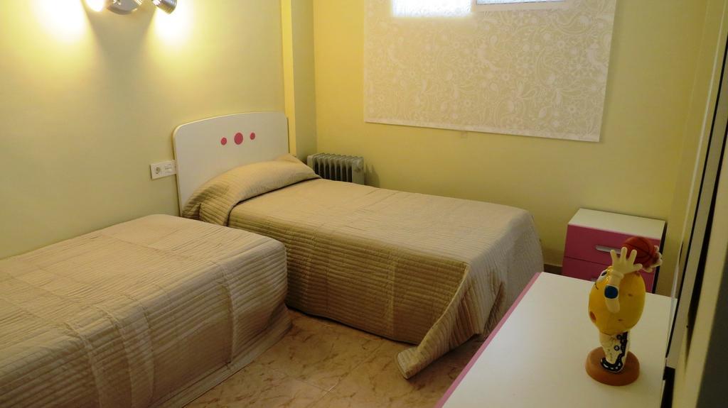 Halcon Levante Benidorm Quarto foto